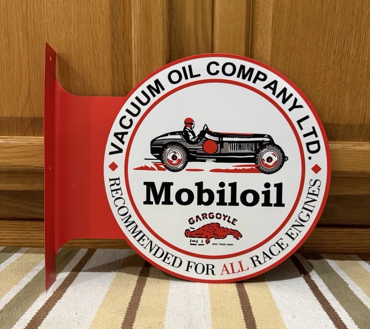 Mobiloil Flange Sign Gargoyle Vacuum Race Engine Gas Vintage Style Wall Decor