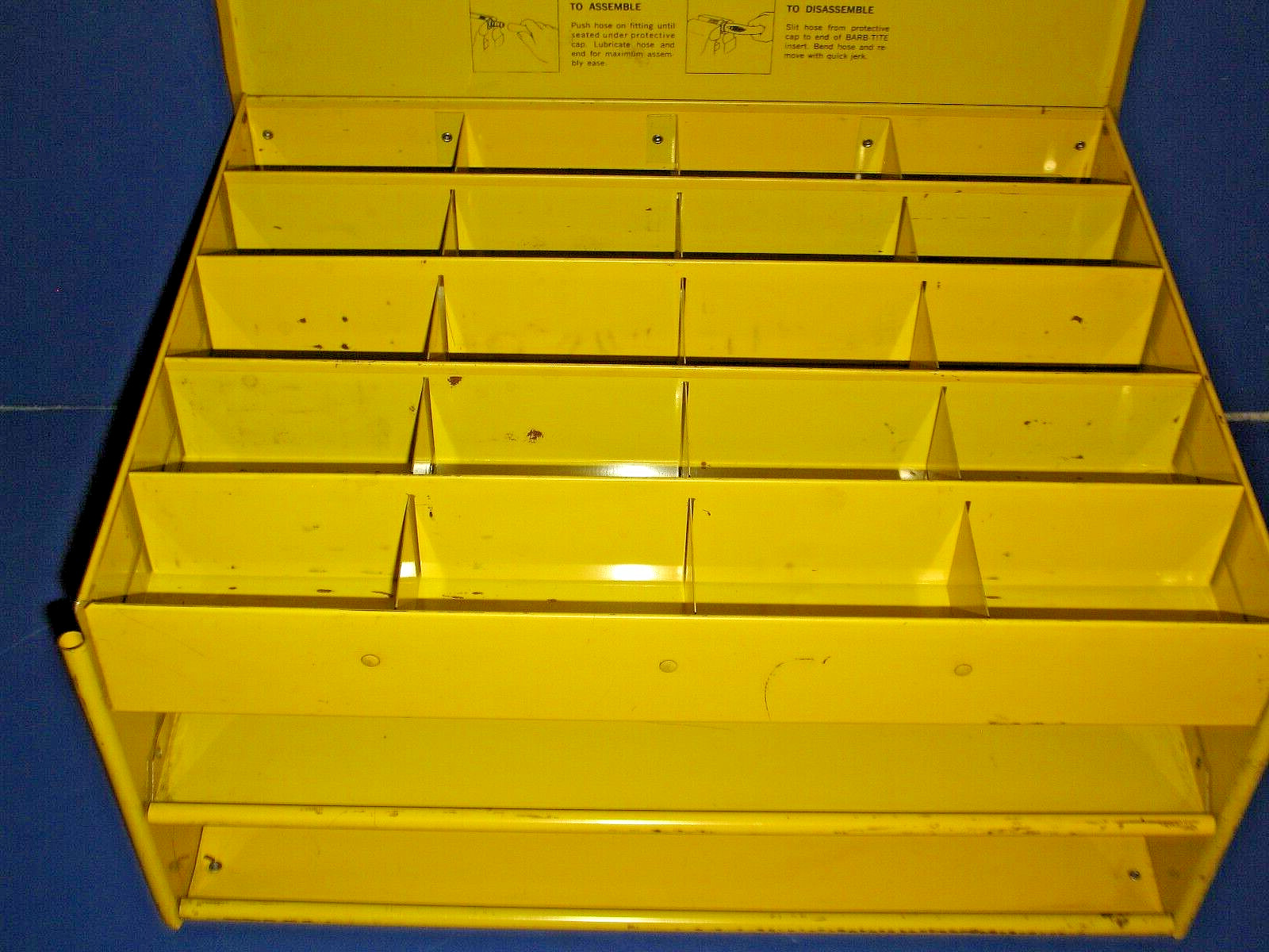 WEATHERHEAD – VINTAGE 20 SLOT + 2 COMPARTMENT ADVERTISING PARTS AUTO GAS OIL