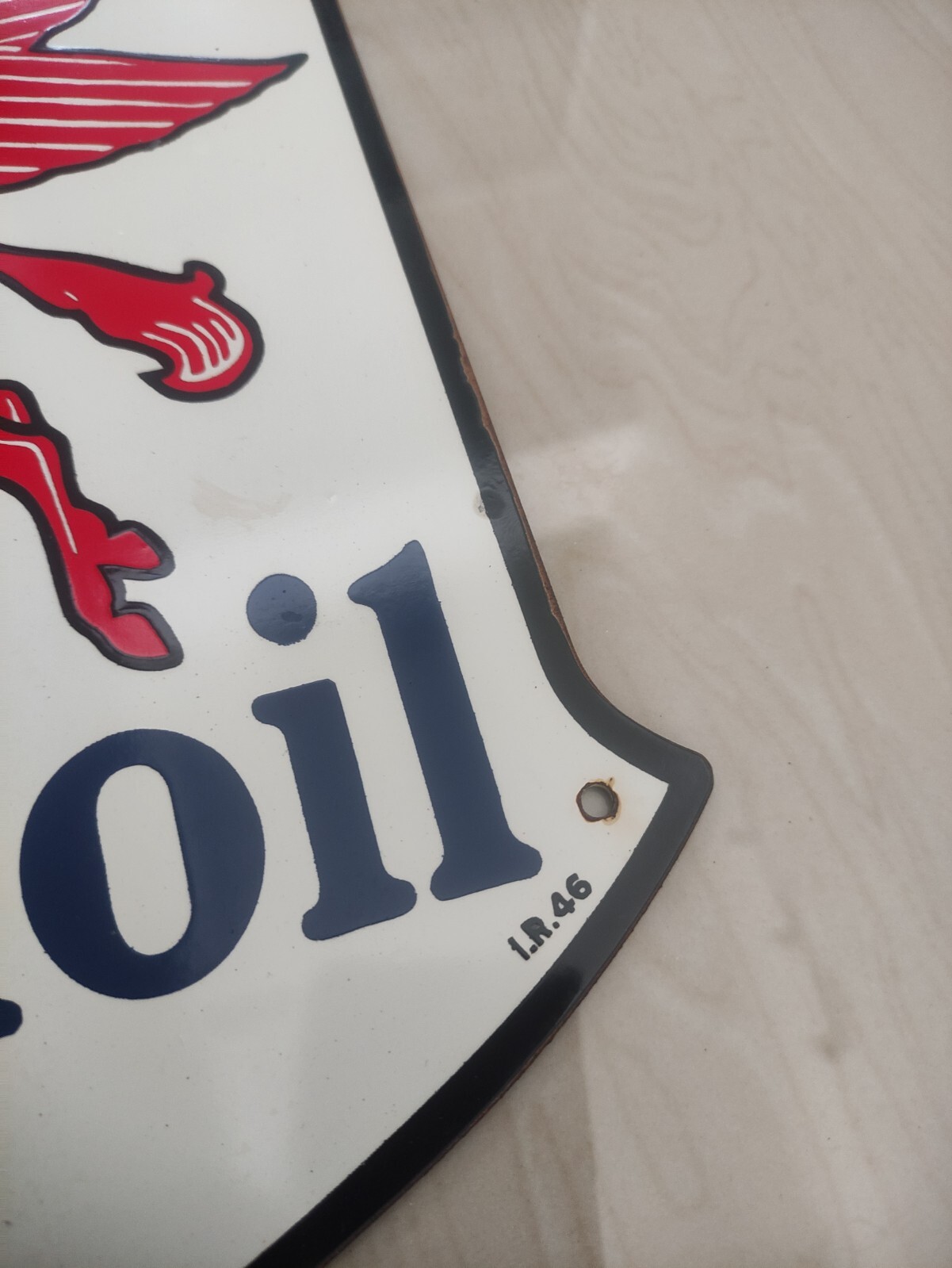 Vintage pegasus advertising porcelain mobiloil sign, 30cmx30cm Thickness 2mm