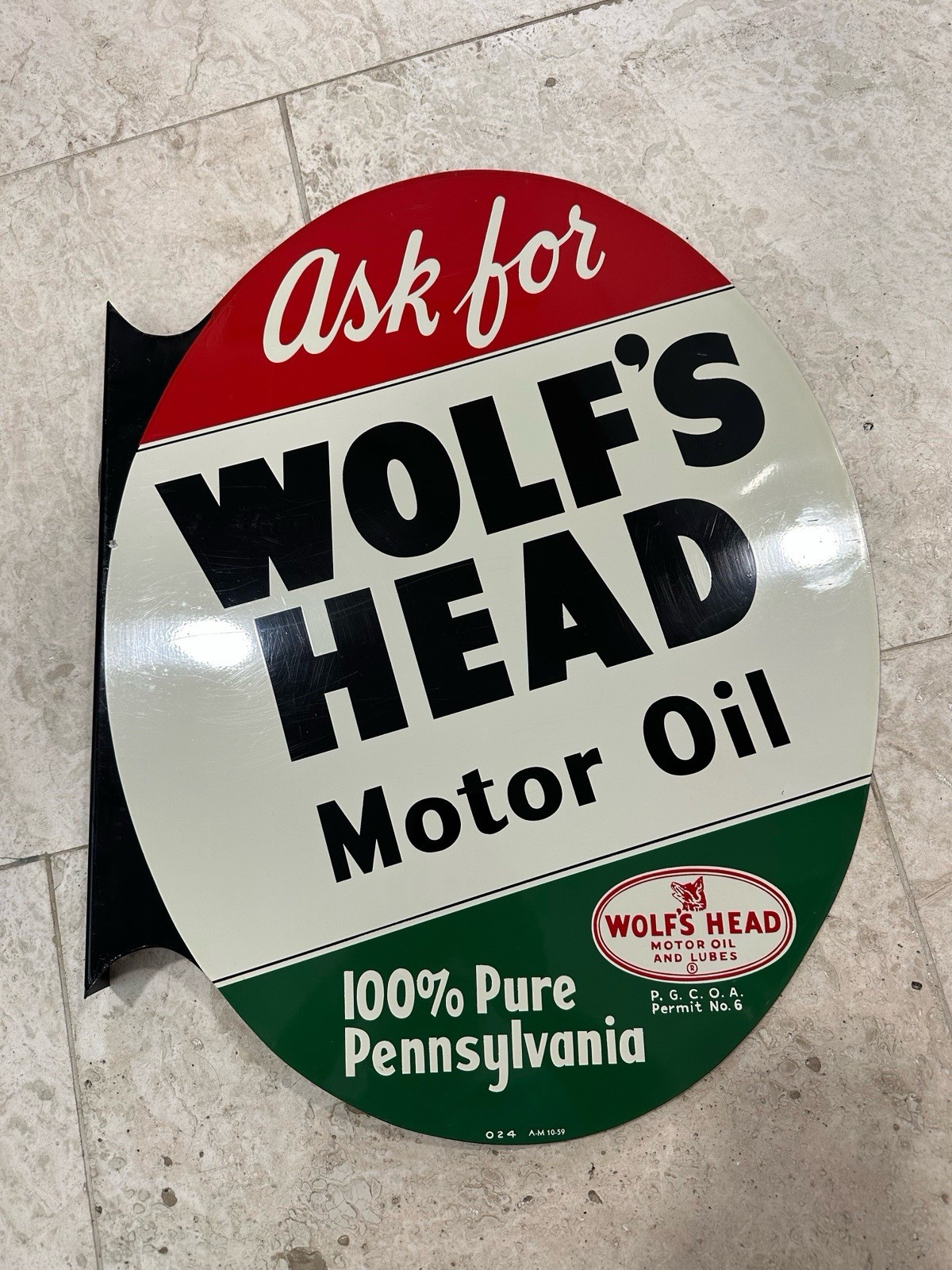 VINTAGE 1959 WOLF’S HEAD MOTOR OIL FLANGE Tin Sign ORIGINAL Rare Condition Nice