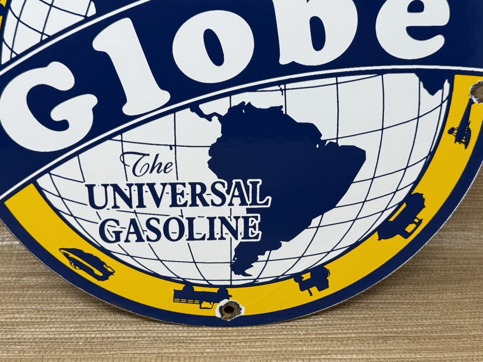 VINTAGE GLOBE GASOLINE PORCELAIN SIGN SERVICE STATION UNIVERSAL OIL GAS