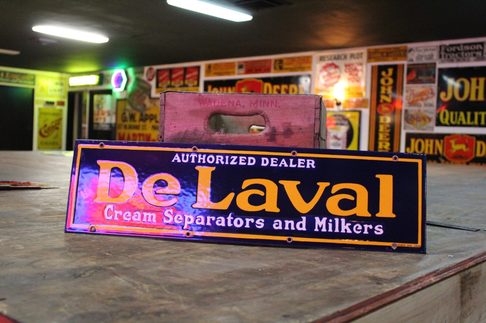 24″ DELAVAL CREAM SEPARATOR MILKER PORCELAIN METAL SIGN GAS OIL FARM BARN COW IH
