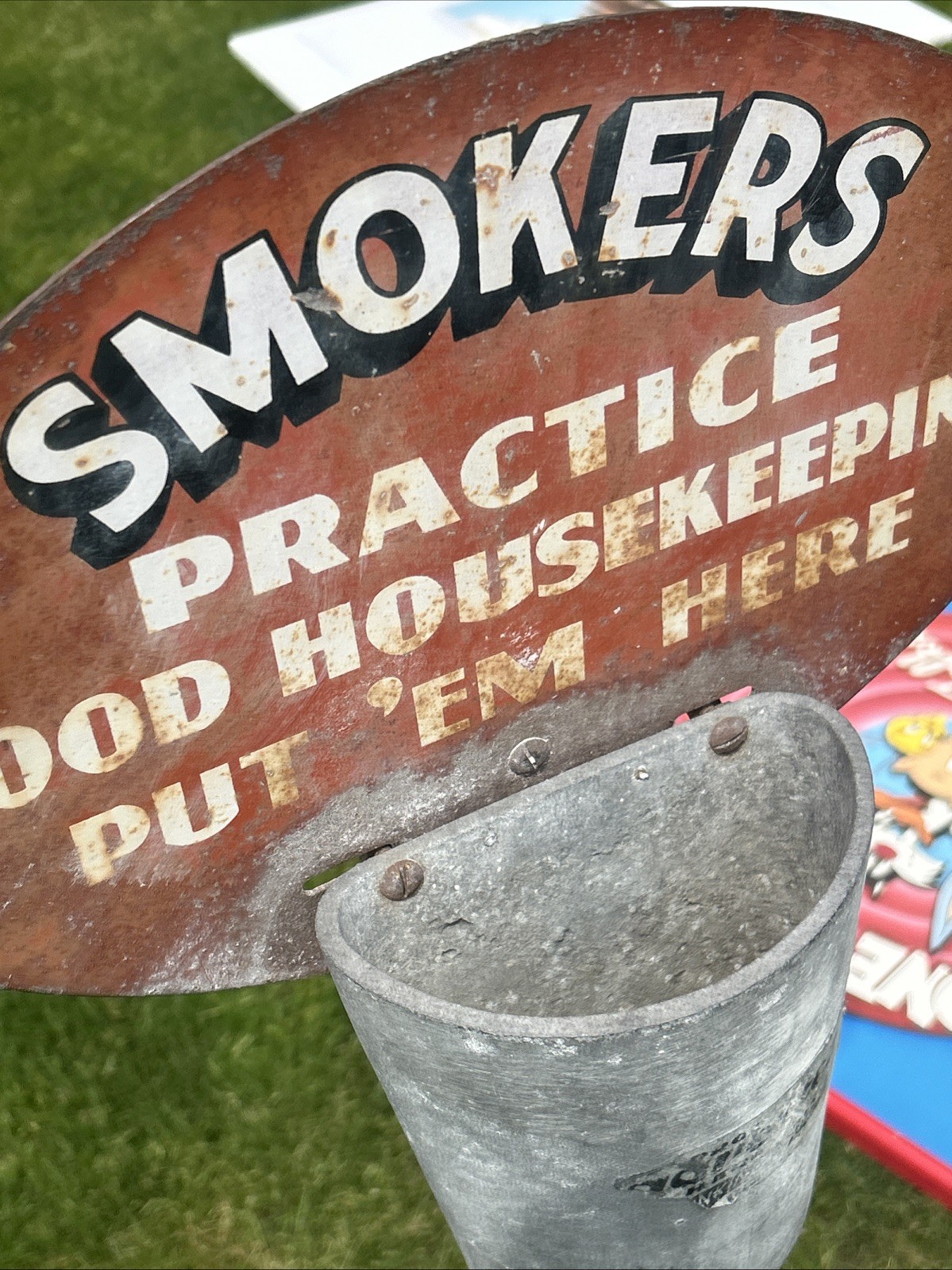 VINTAGE SIPCO STAND ASHTRAY NO SMOKING BEYOND THIS AREA PUT ‘EM HERE SIGN 43”