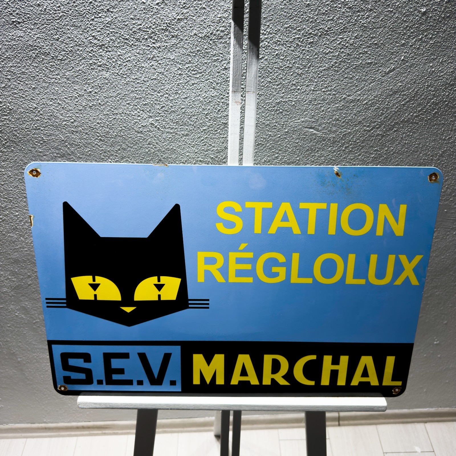 Marchal Station Réglolux Heavy Metal Sign – Garage Decor–60×40 cm (23.6” × 15.7)