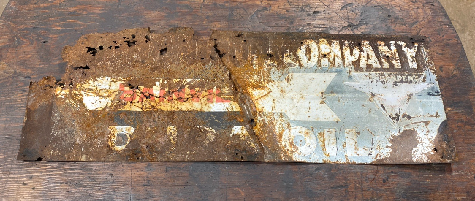 Rare Original Independent Westland Oil Company Dura Metal Sign Gas Station Eagle