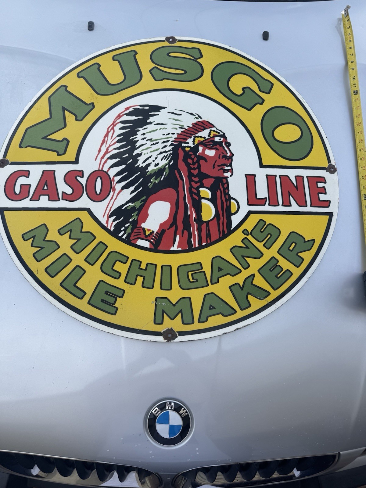 Antique SIGN – LARGE 30” Round Original MUSGO GASOLINE – Michigan’s Mile Maker