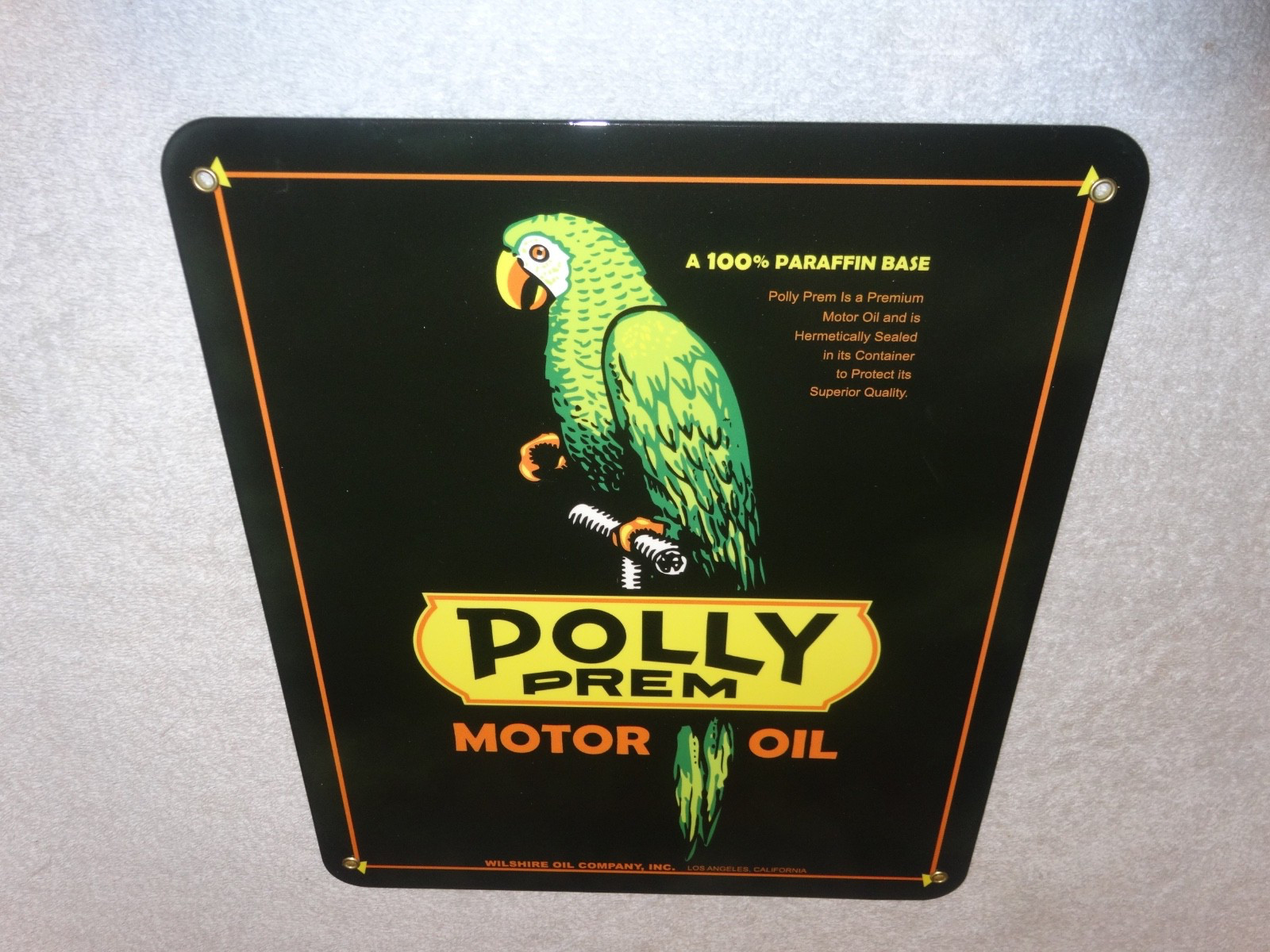 VINTAGE POLLY PREMIUM GASOLINE PARROT 12.5″ PORCELAIN METAL WILSHIRE CA OIL SIGN