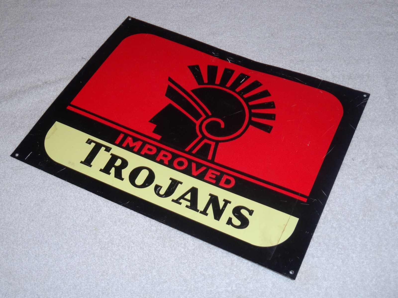 ANTIQUE ORIGINAL IMPROVED TROJANS MOTOR OIL W/ TROJAN 13.25″ METAL GASOLINE SIGN