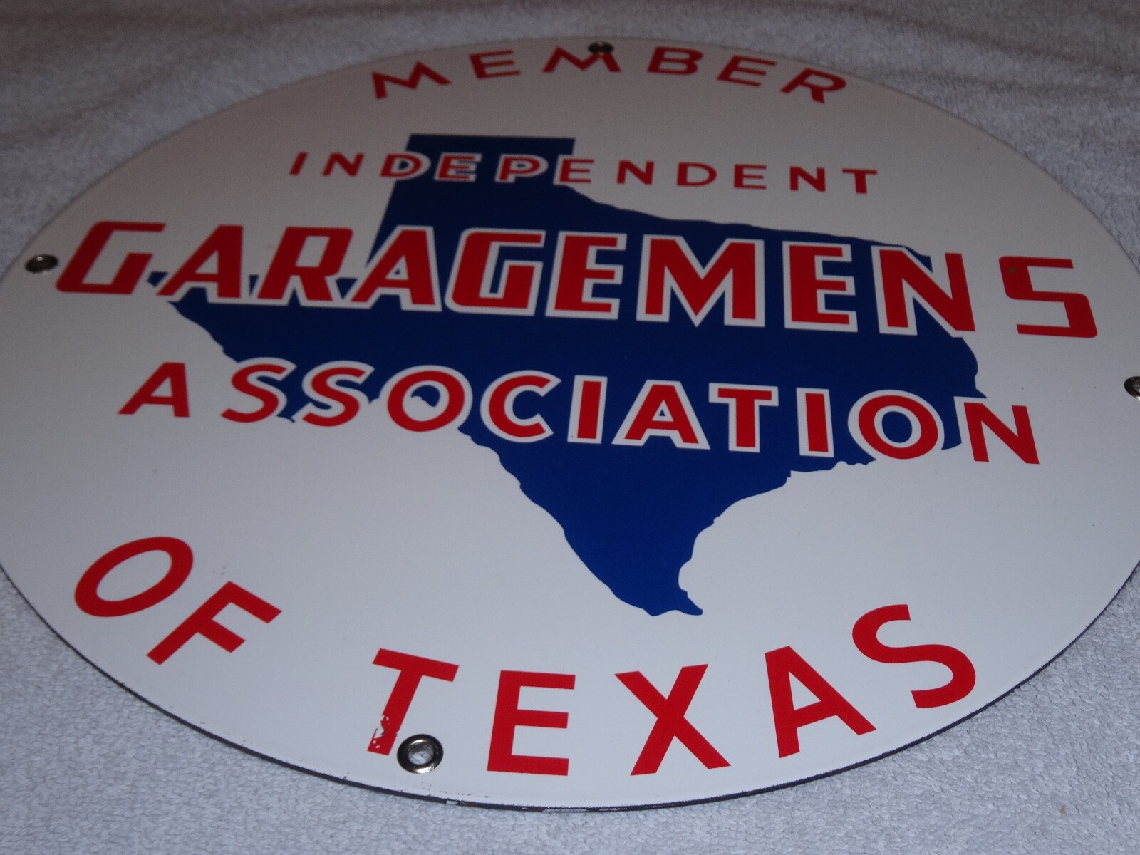 VINTAGE MEMBER INDEPENDENT GARAGEMENS ASSOCIATION TEXAS 14″ PORCELAIN METAL SIGN