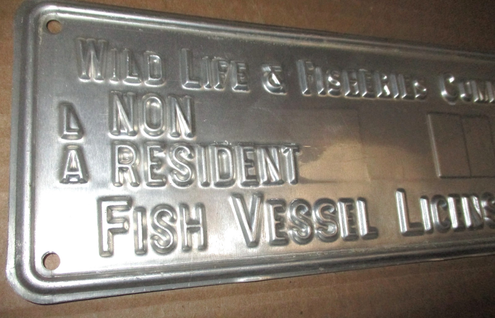FISH VESSEL License TAG PLATE – LOUISIANA 1976- Wild Life Fisheries VINTAGE SIGN
