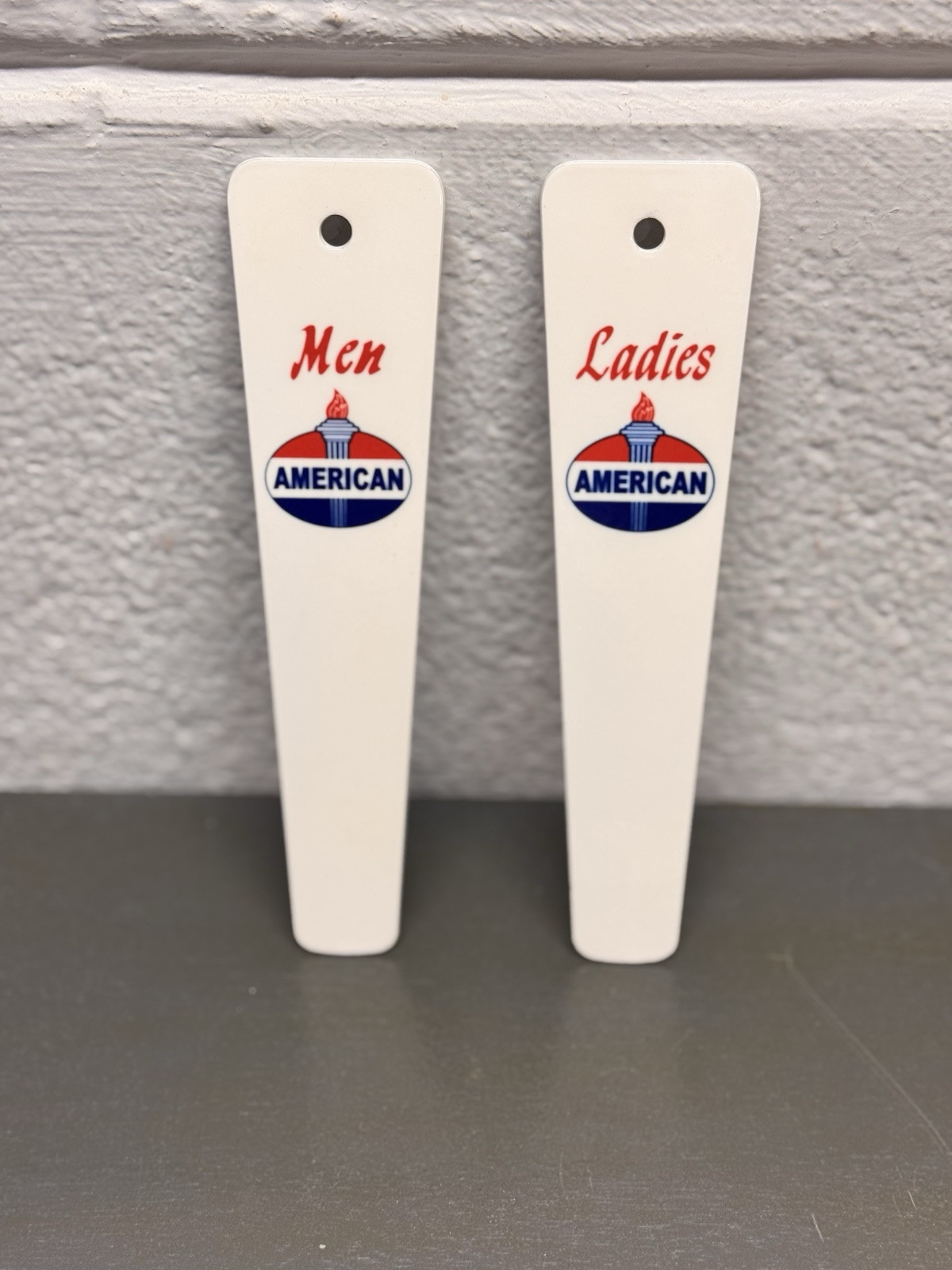 AMERICAN GASOLINE RESTROOMS KEY HANGER WITH FOBS GAS OIL GARAGE STATION SIGN