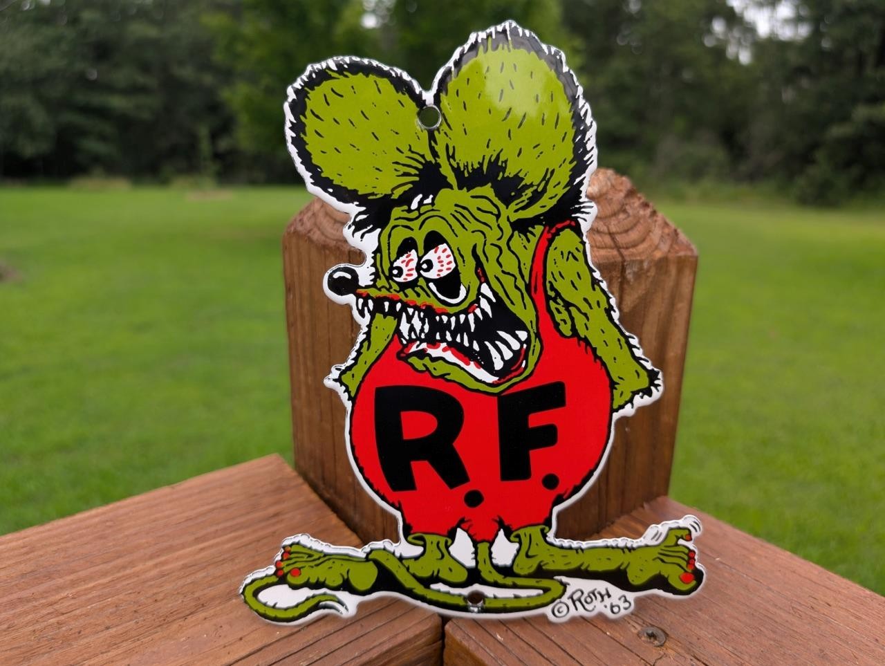 HEAVY THICK PORCELAIN RAT FINK DIE CUT DOOR PUSH SIGN R.F. HOT ROD ROTH 1963 GAS