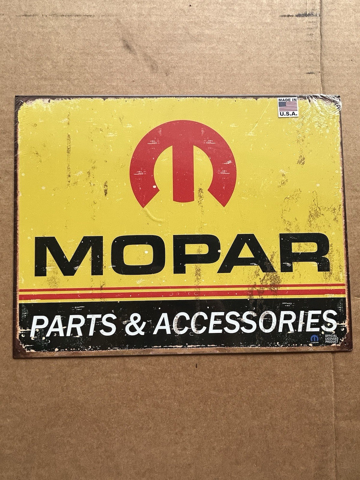 MOPAR Parts and Accessories Metal Advertising Sign Car Auto Automobile 16 x 12.5