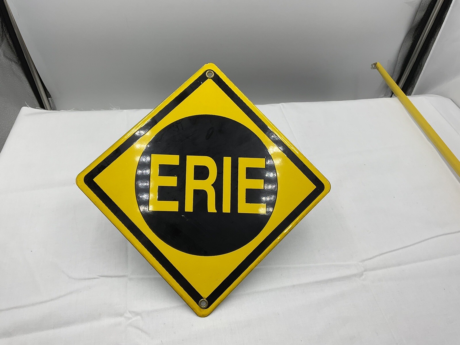 VINTAGE ERIE RAILROAD PORCELAIN SIGN TRAIN STATION CABOOSE GAS OIL FREIGHT STOP