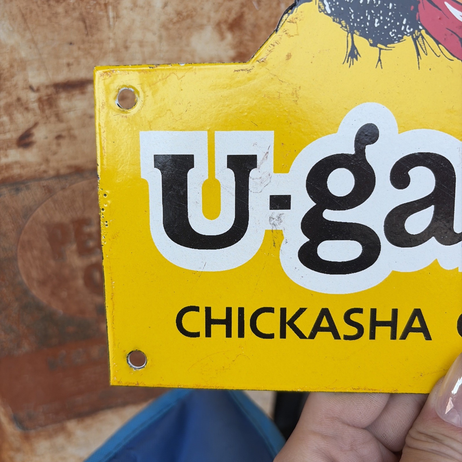 Porcelain U-gas-um Chickasha Oklahoma Sign