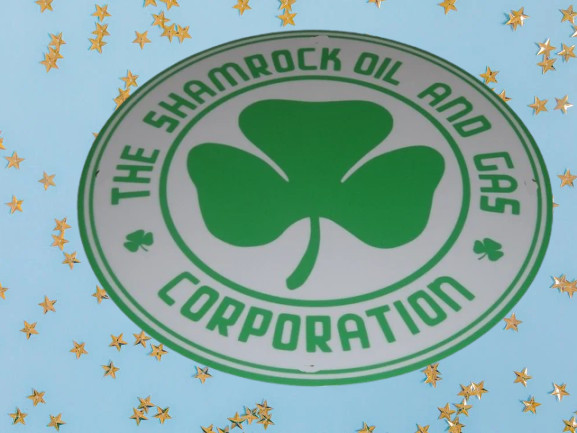 Shamrock Oil Porcelain Enamel Heavy Metal Sign 30 Inches Double side