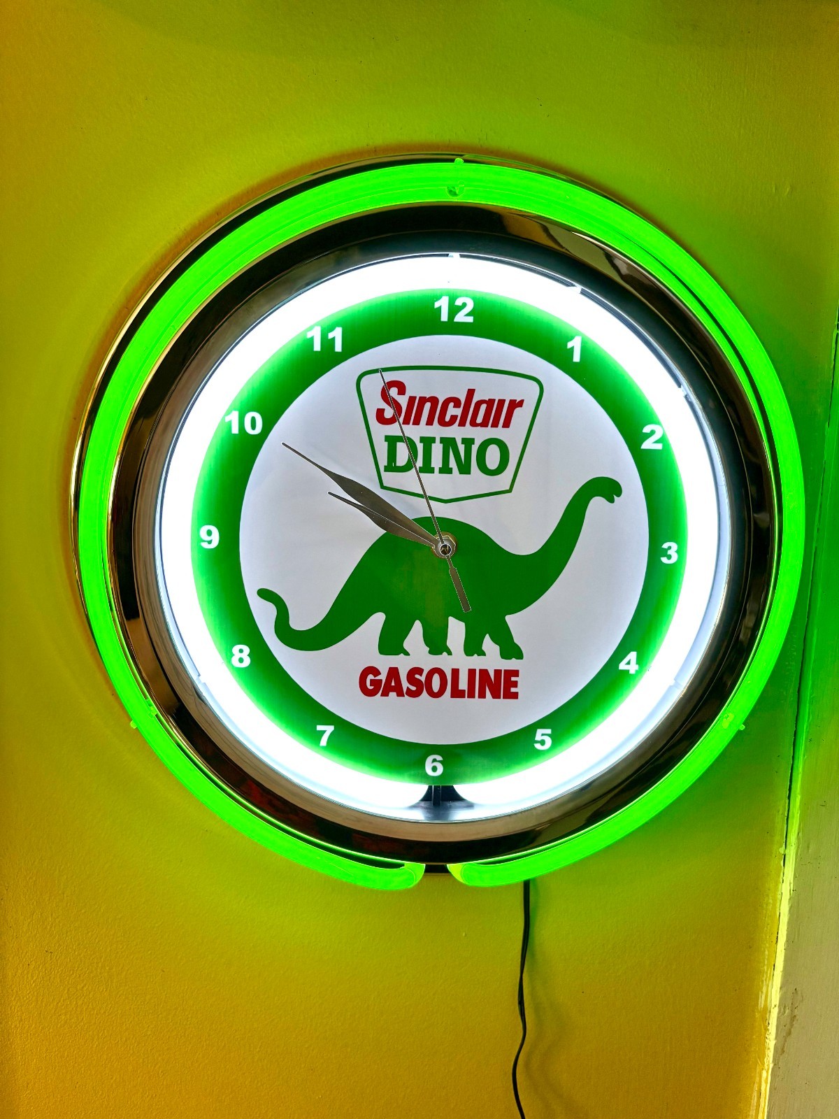 Sinclair Dino Oil Gas Service Station Garage Man Cave Neon Style LED Clock Sign