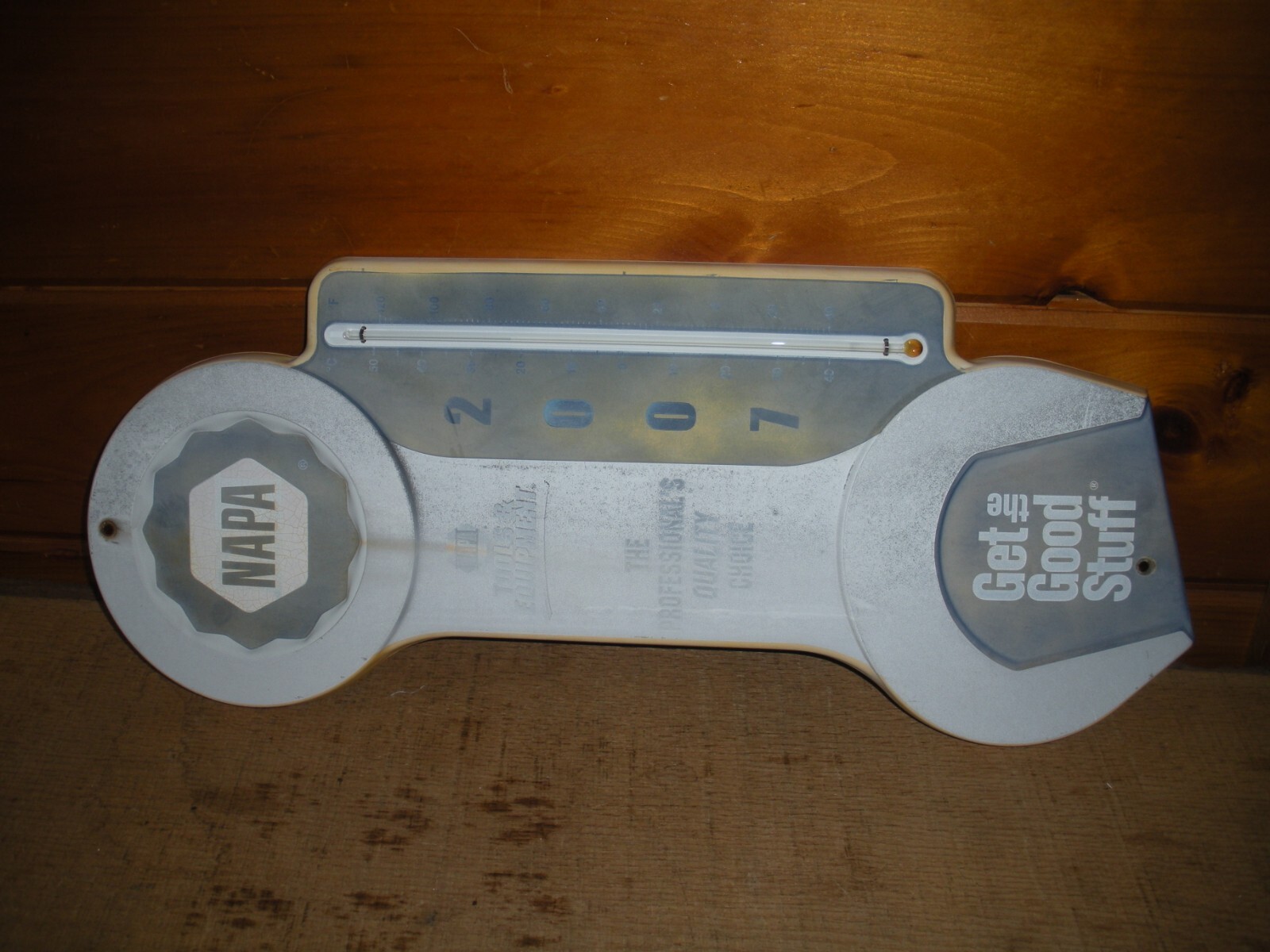 RARE Vintage NAPA Metal Thermometer / 2007