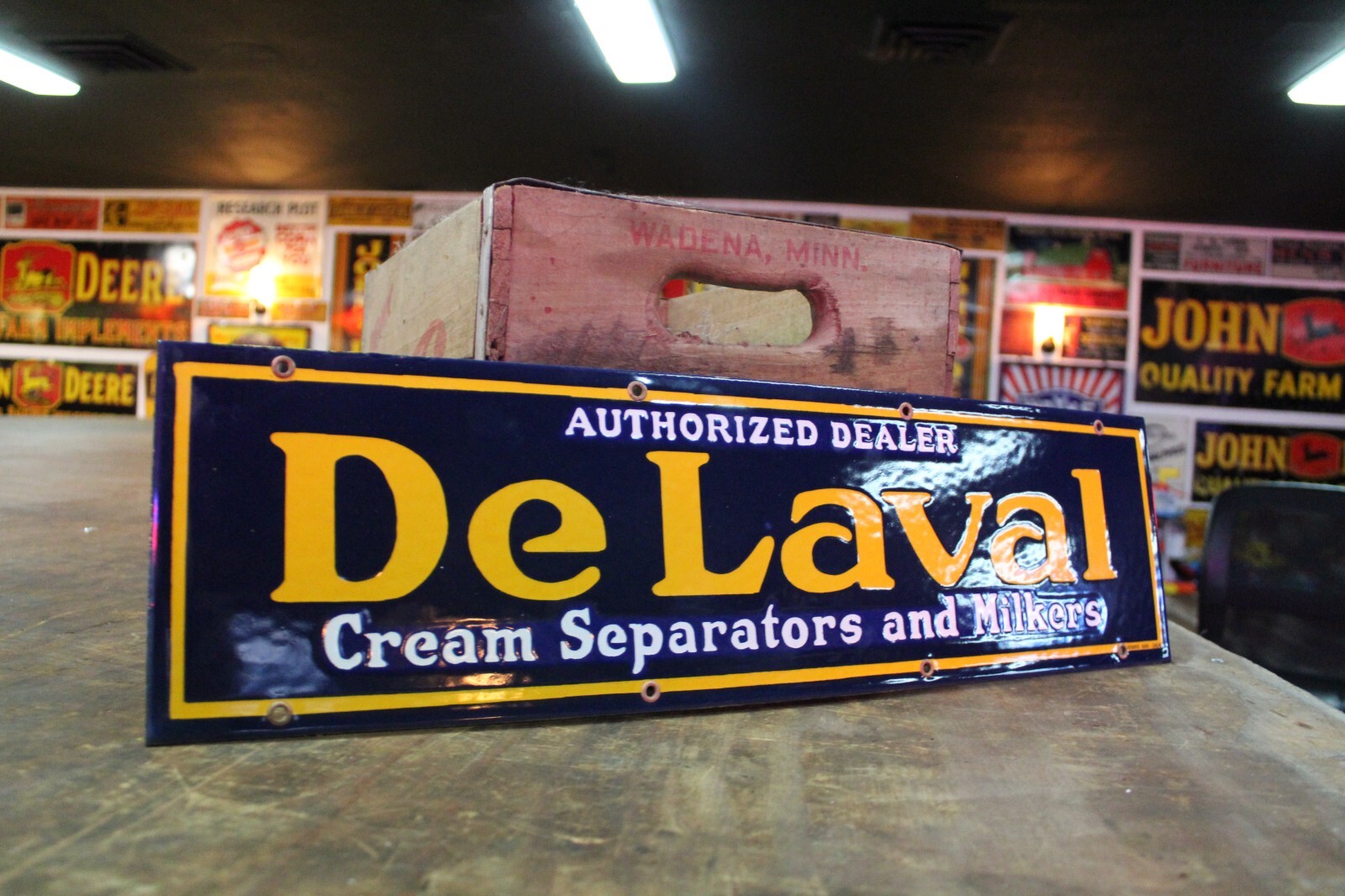 24″ DELAVAL CREAM SEPARATOR MILKER PORCELAIN METAL SIGN GAS OIL FARM BARN COW IH