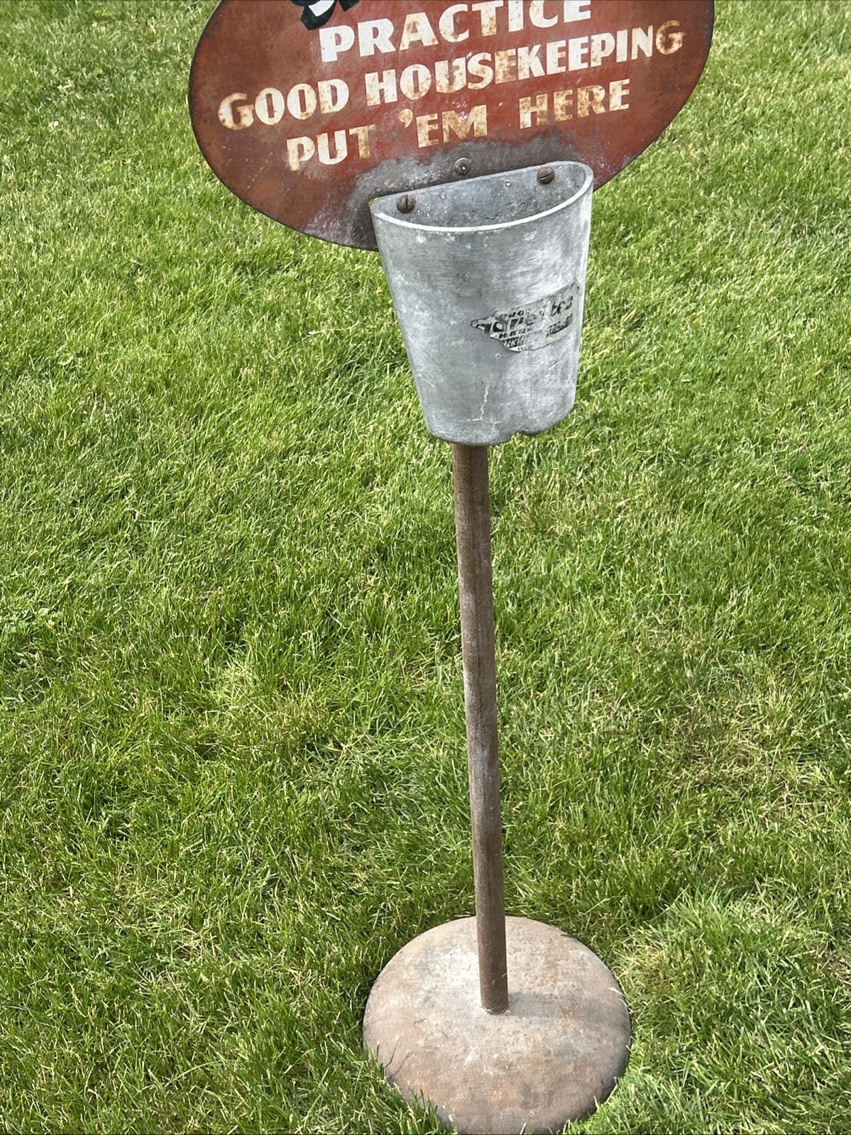 VINTAGE SIPCO STAND ASHTRAY NO SMOKING BEYOND THIS AREA PUT ‘EM HERE SIGN 43”