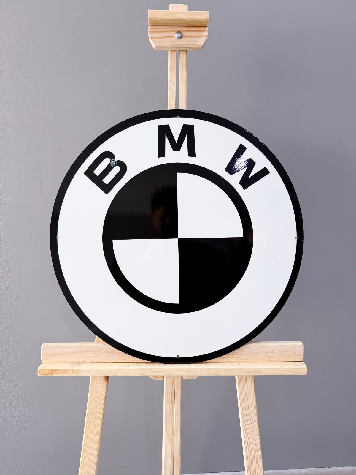 BMW Logo Vintage Heavy Metal Sign – Classic Garage Wall Decor – 50 cm (19.7”)