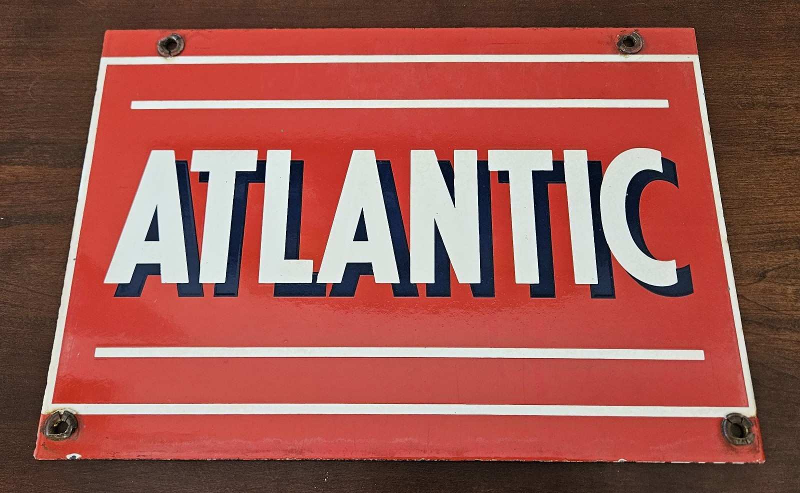🛢️ Vintage Atlantic Porcelain Gas Pump Plate – 13″ x 9″