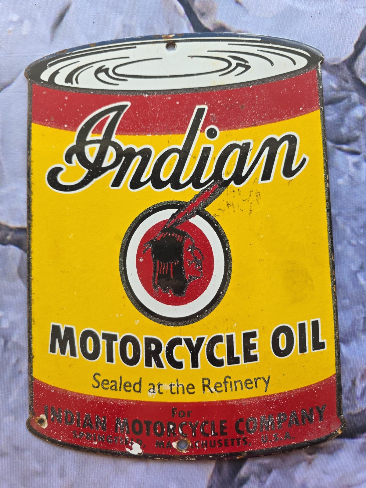 VINTAGE INDIAN MOTORCYCLE OIL PORCELAIN SIGN MASSACHUSETTS 11″x8″