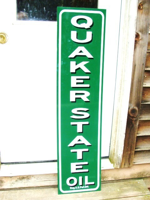 QUAKER STATE OIL VINTAGE C.1930’S-40’S VINTAGE STYLE 3 COLOR 1’X46″ METAL SIGN