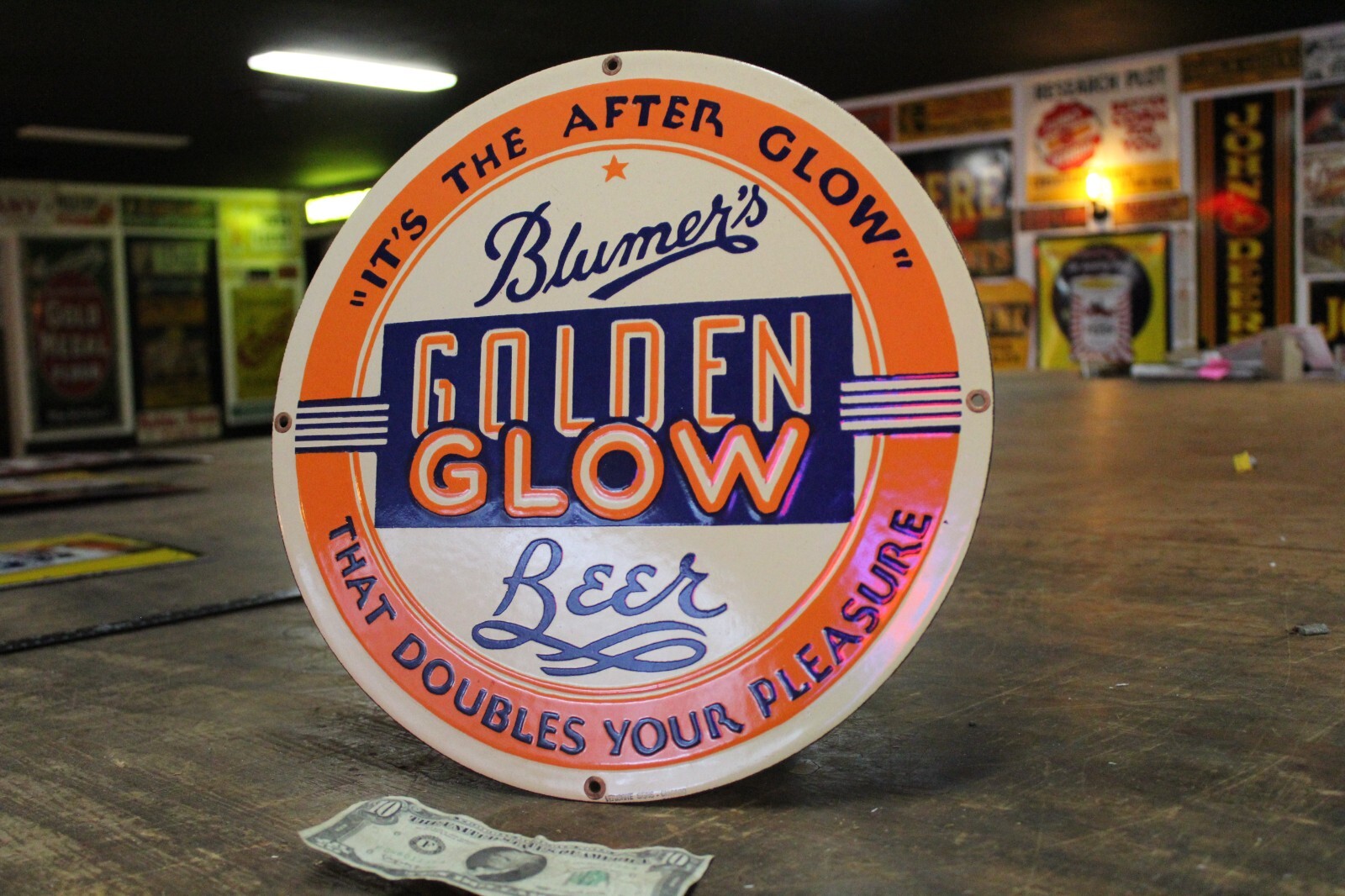 RARE BLUMER’S GOLDEN GLOW MONROE WISCONSIN BEER DEALER PORCELAIN METAL SIGN