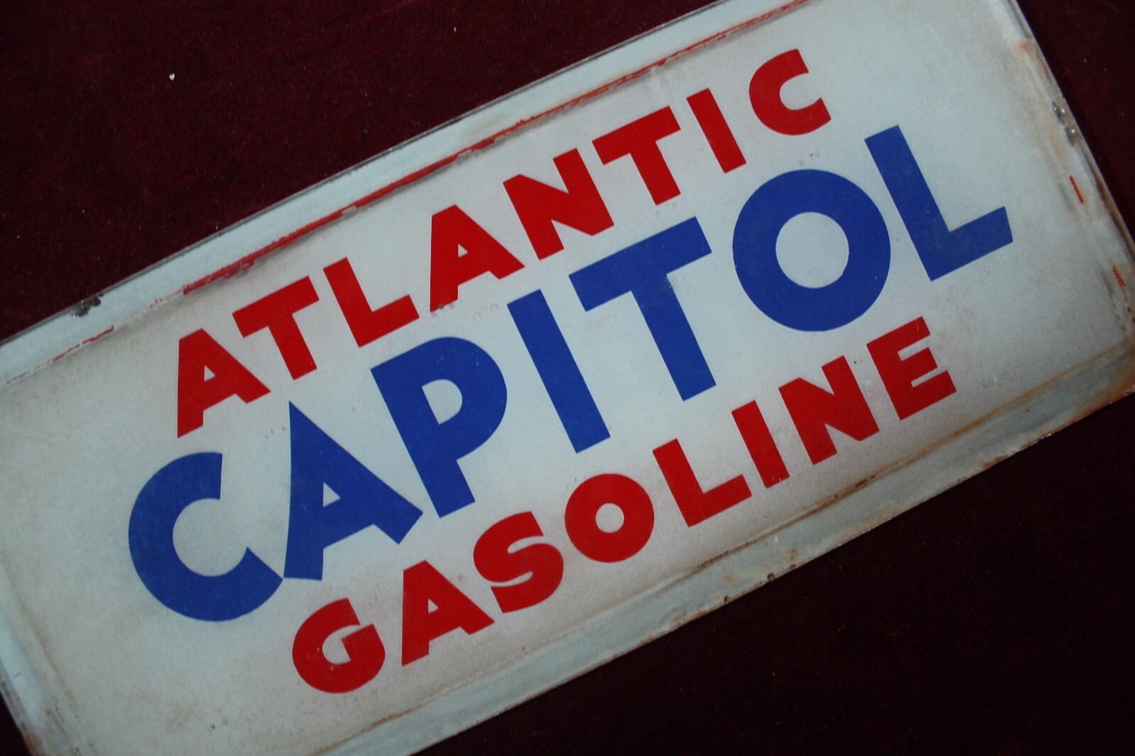 ** VINTAGE ATLANTIC CAPITAL GASOLINE SIGN WAYNE GAS PUMP PLATE LENSE SURVIVOR **