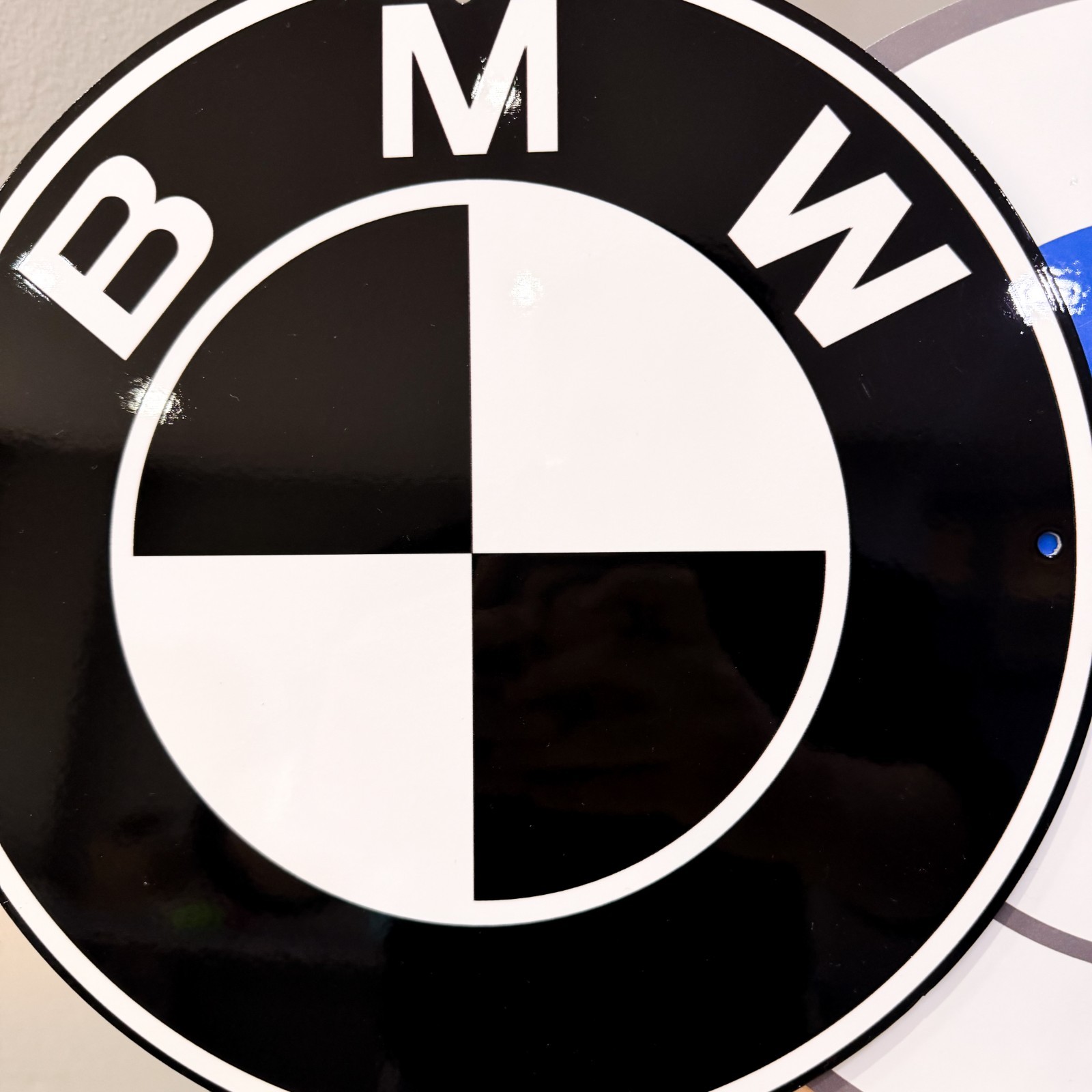 BMW Classic, White Blue, Black Purple & Grille Metal Sign Set – 30 cm (11.8”)