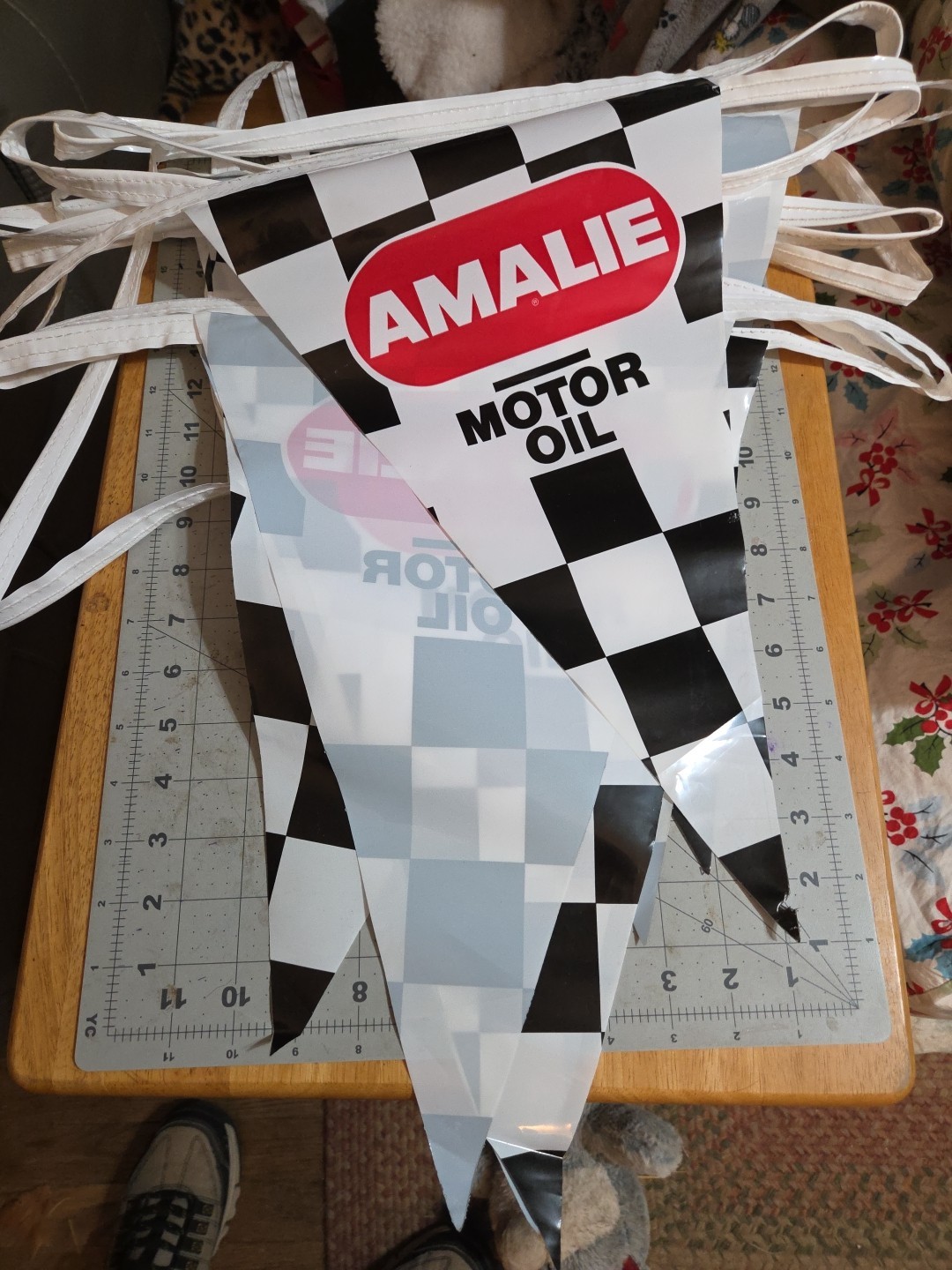 1990′? Amalie Motor Oil Banner 12 18″ Flags/Pennants Garage Advertising