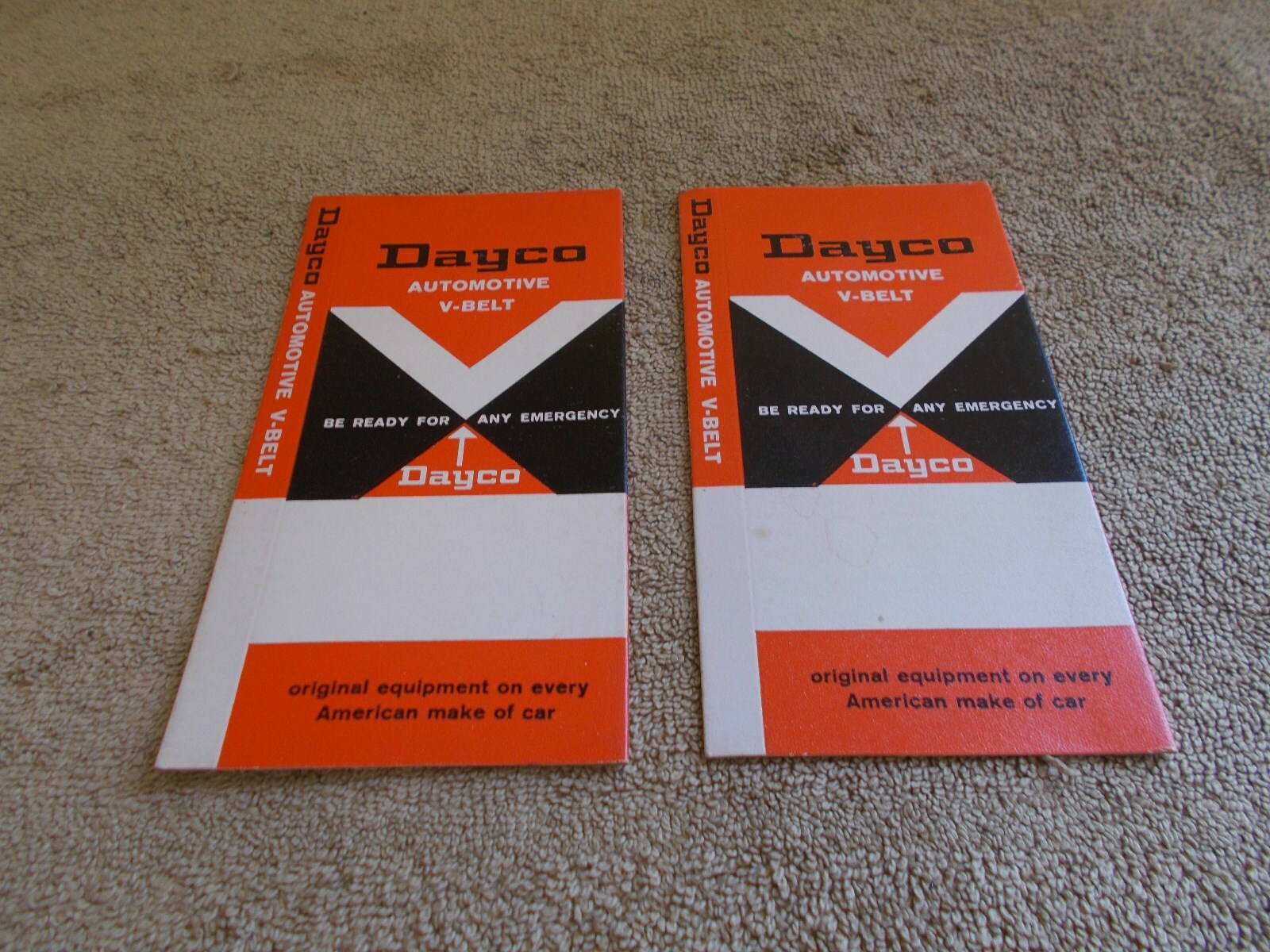 VGT NOS 1961 DAYCO V-BELT CARDBOARD SLEEVE ADVERTIZING SIGN MUSCLE CAR AUTO