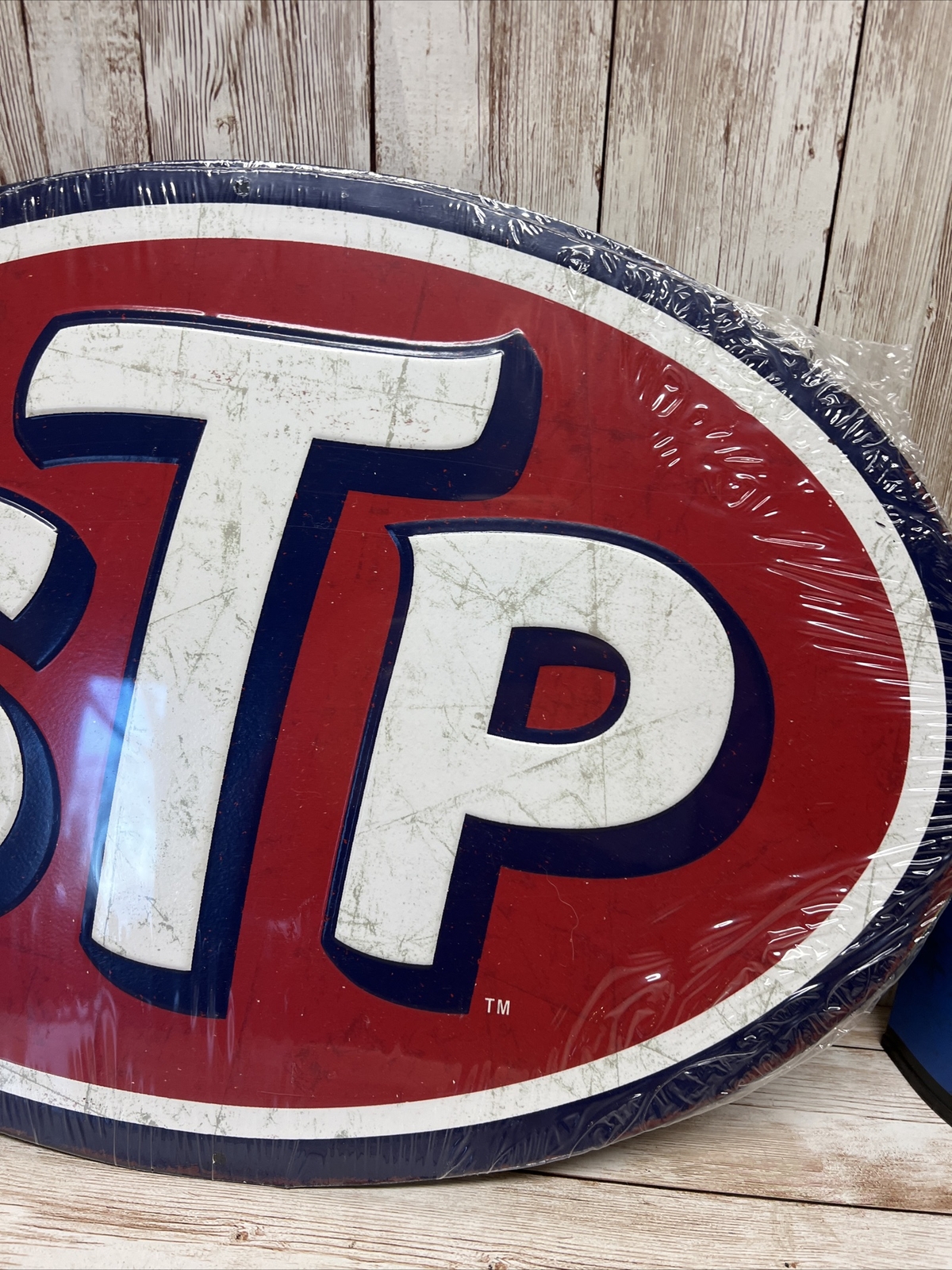 STP 2 Piece Gas and Oil Gift Set Gearhead Garage Mancave Metal Sign and Oil Can