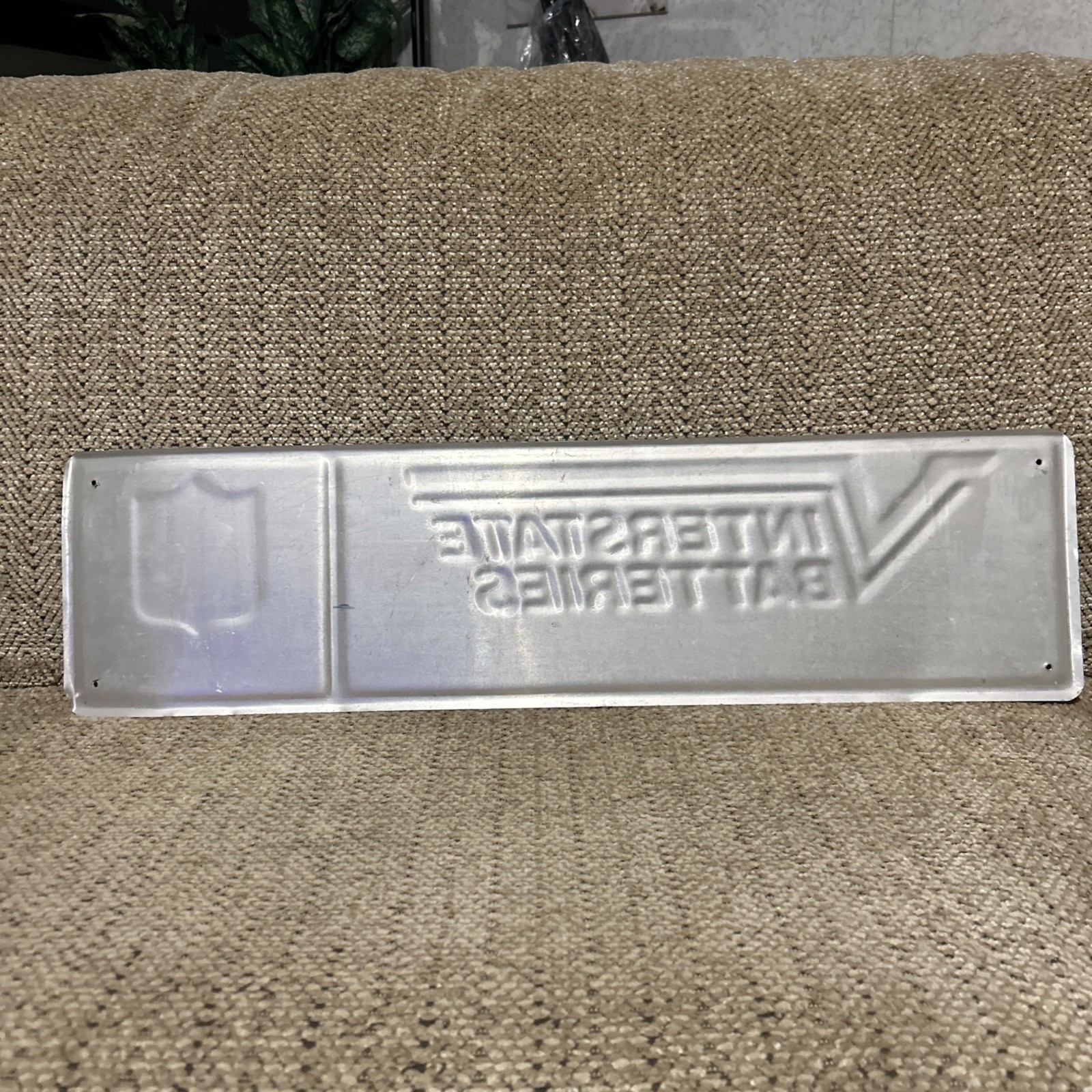 Interstate Batteries Fresh Power Guaranteed Tin Auto Man Cave Car Shop Sign 30×8