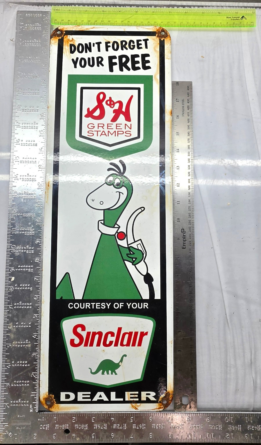 SINCLAIR DEALER 22″ GENUINE VINTAGE FLAT Gas Pump Service Station Porcelain Sign