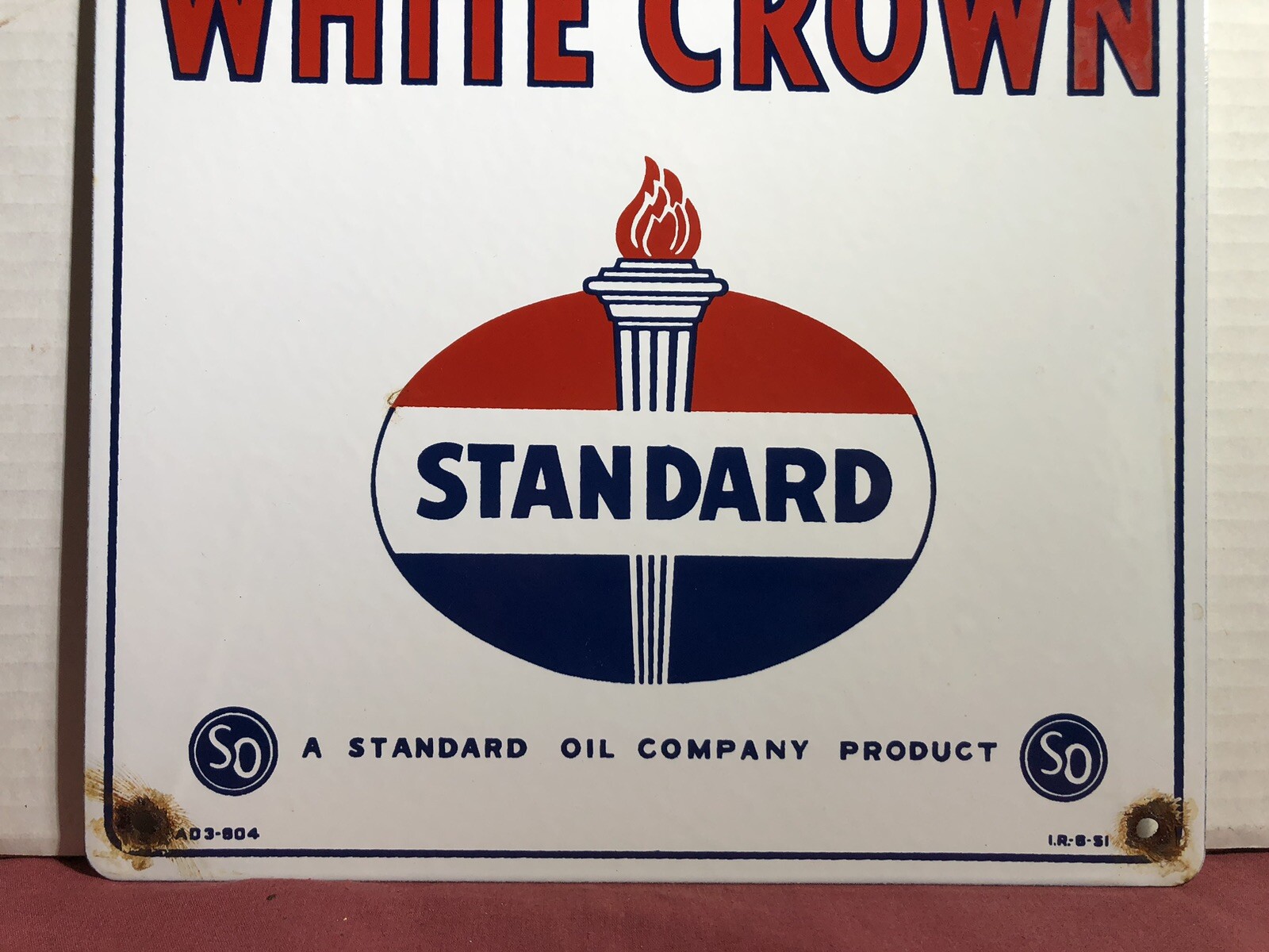 VINTAGE 1951 DATED STANDARD WHITE CROWN GASOLINE PORCELAIN GAS MOTOR OIL SIGN