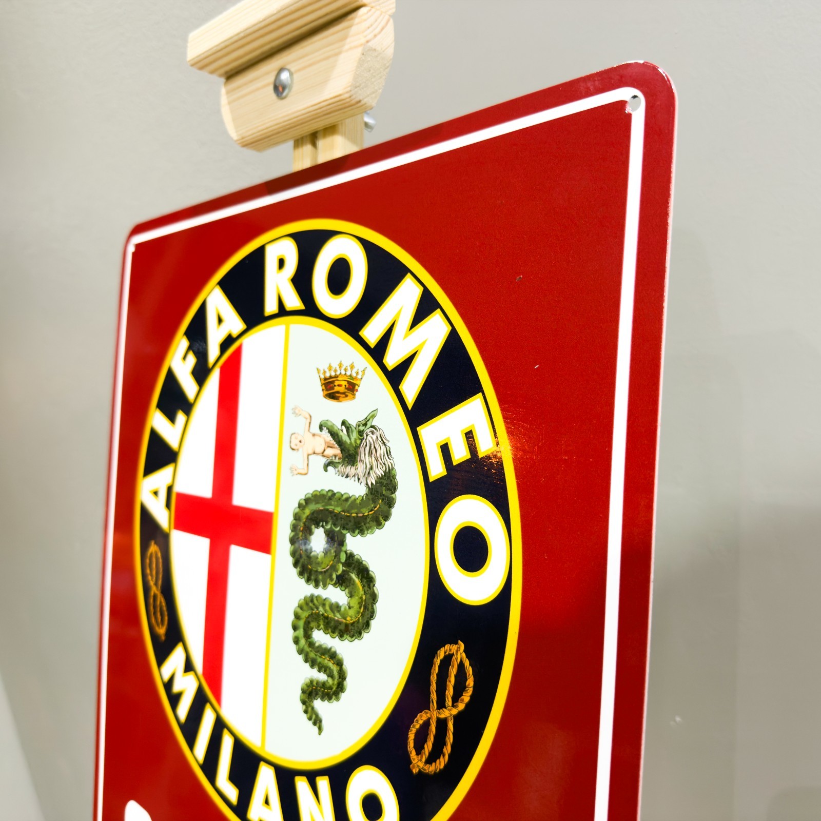 Alfa Romeo Milano Service Garage Sign – Metal Sign – 40 × 60 cm (15.7” × 23.6”)
