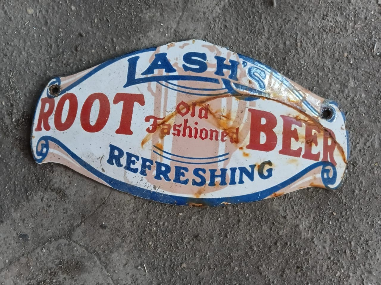 PORCELIAN ROOT BEER ENAMEL SIGN SIZE 8X4 INCHES