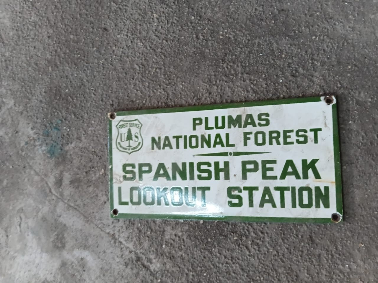 PORCELIAN NATIONAL PARK ENAMEL SIGN SIZE 8X4 INCHES