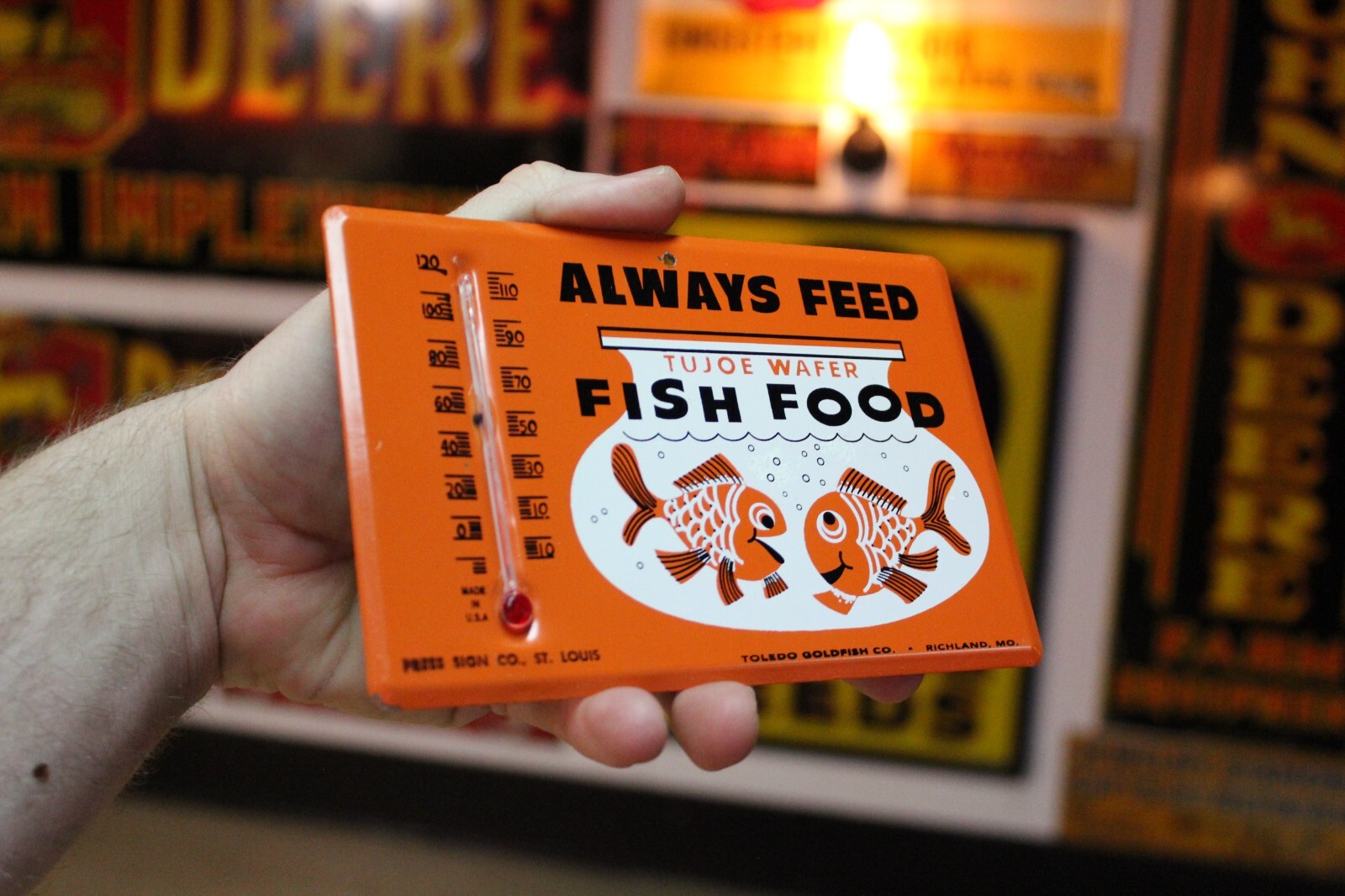 RARE 1950s TUJOE WATER FISH FOOD DEALER STAMPED PAINTED METAL SIGN PET STORE MO
