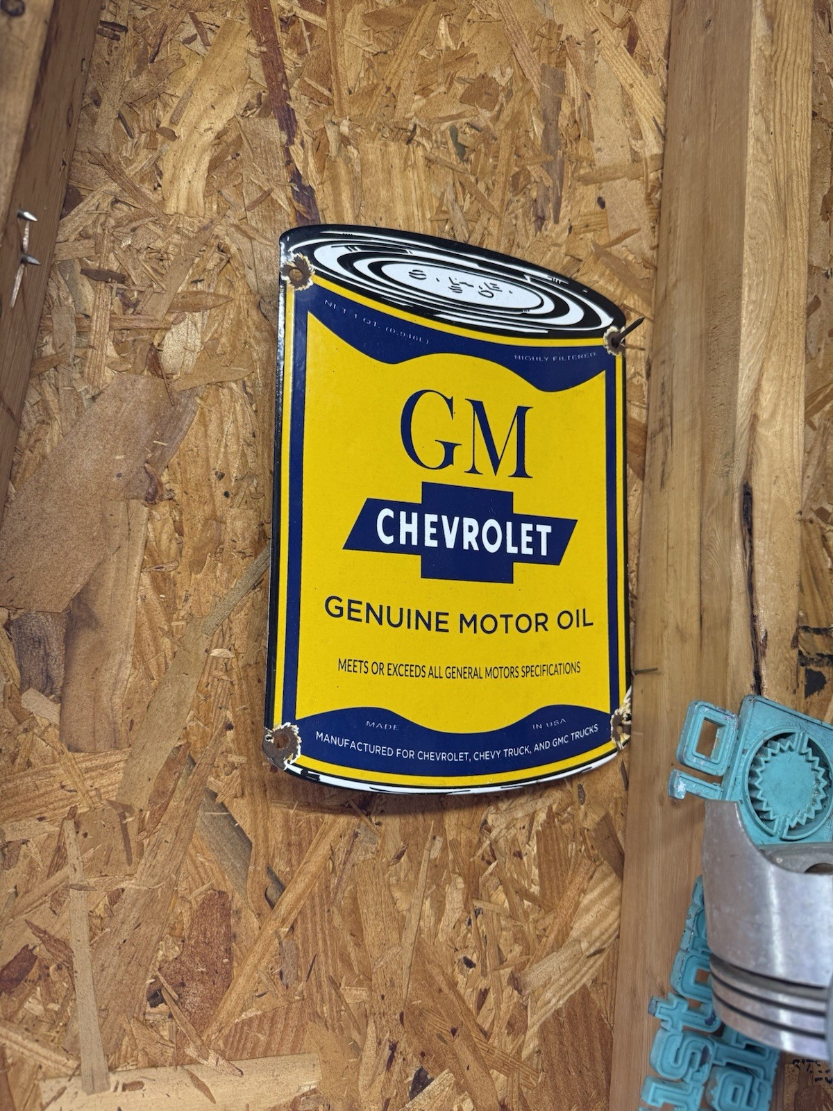 Vintage Chevrolet Sign – General Motors Oil Can Gas Pump Porcelain Sign