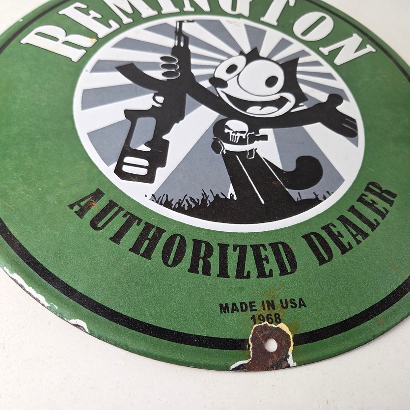 Vintage Remington Firearms Sign – Felix the Cat Dealer Gas Pump Porcelain Sign