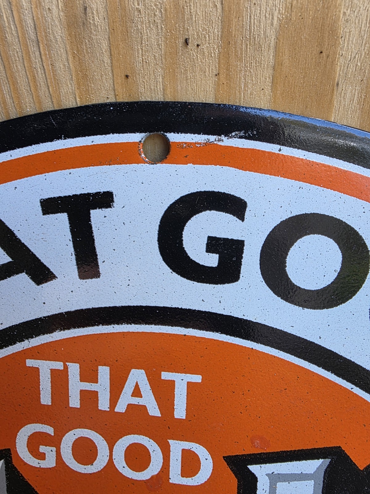 VINTAGE “THAT GOOD GULF “GASOLINE PORCELAIN GAS PUMP MOTOR OIL SIGN 12″