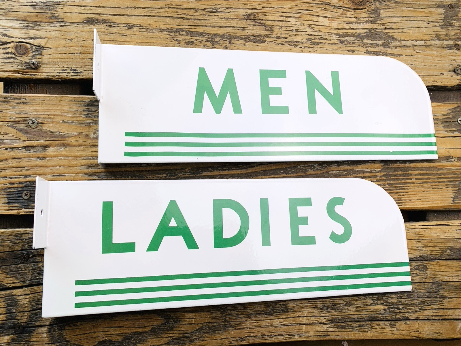 VINTAGE 15×5″ TEXACO LADIES MEN SET PORCELAIN OIL PUMP STATION GASOLINE SIGN