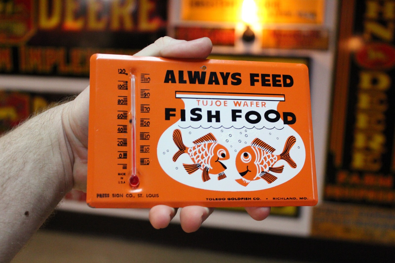 RARE 1950s TUJOE WATER FISH FOOD DEALER STAMPED PAINTED METAL SIGN PET STORE MO