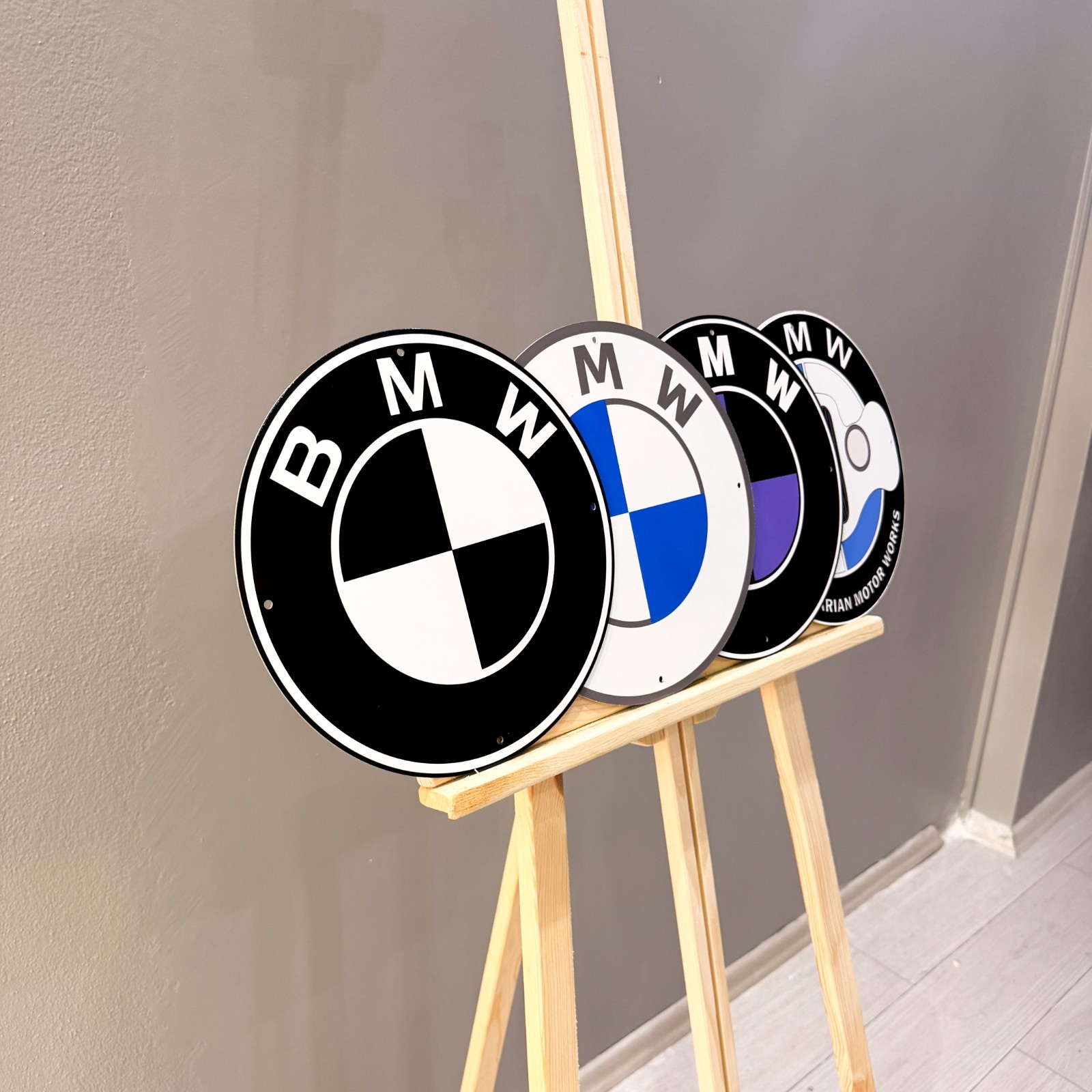 BMW Classic, White Blue, Black Purple & Grille Metal Sign Set – 30 cm (11.8”)