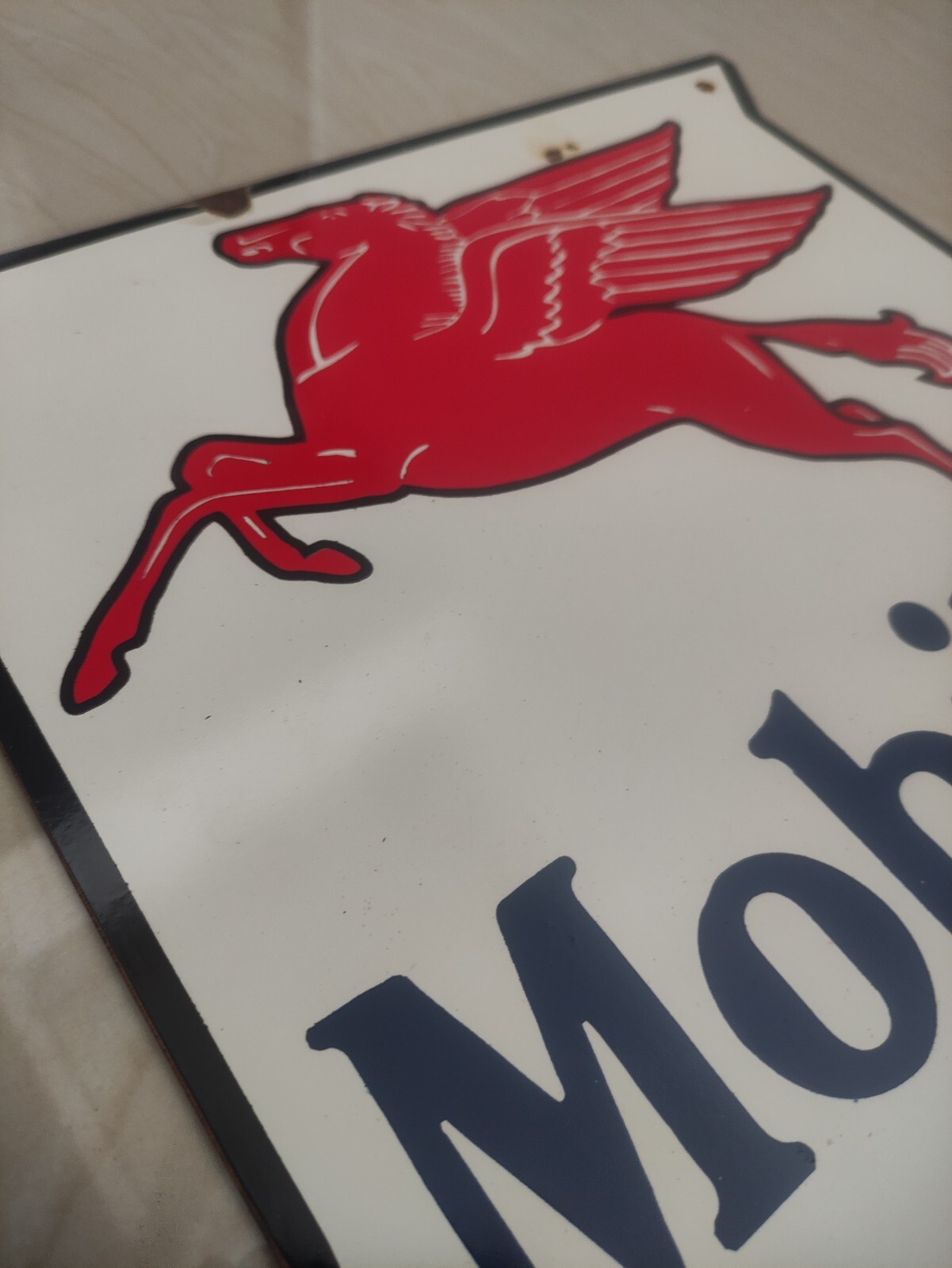 Vintage pegasus advertising porcelain mobiloil sign, 30cmx30cm Thickness 2mm