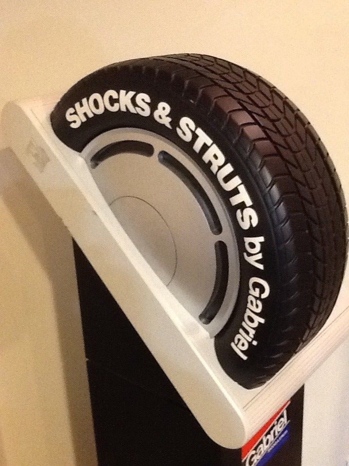 RARE LARGE 5 FOOT GABRIEL SHOCKS AND STRUTS AUTO PARTS STORE DISPLAY