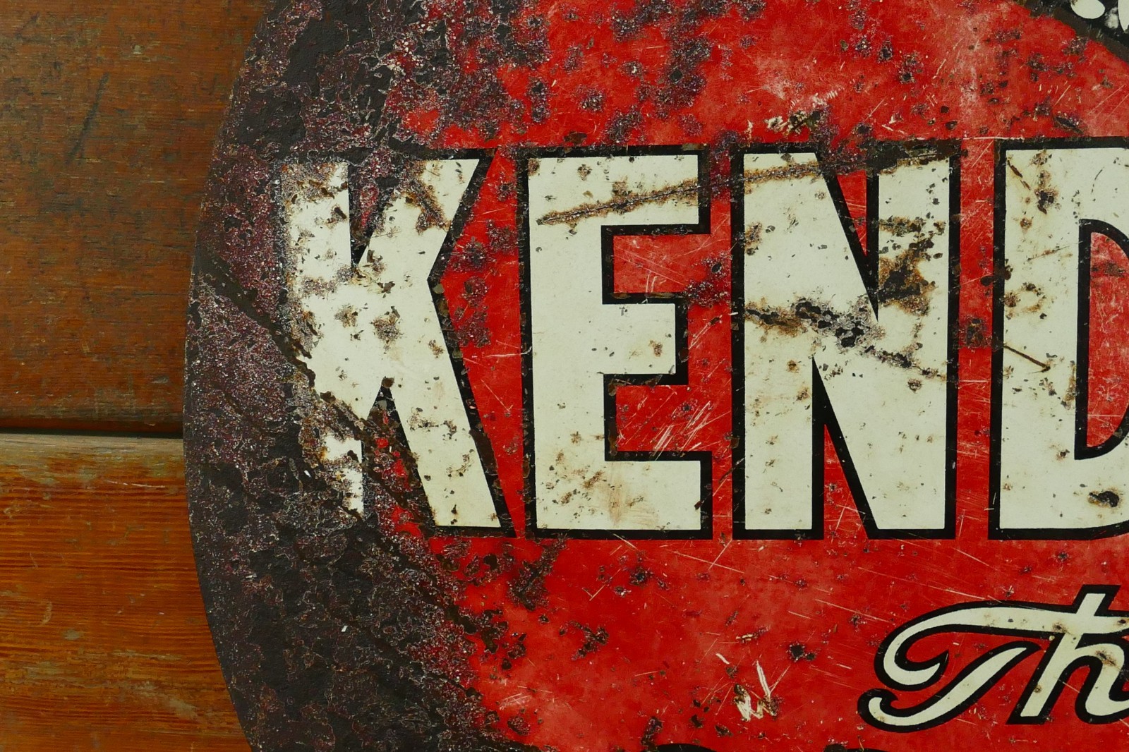 Vintage Original 1950s Kendall The 2000 Mile Oil Metal Advertising Sign 24”